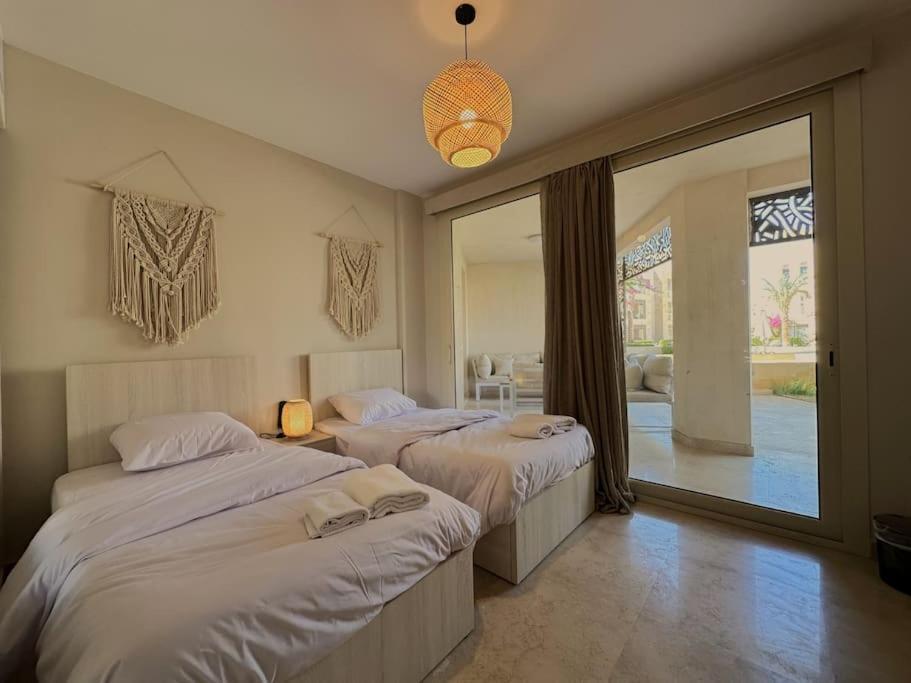 Chic 3br Ground Free & Pool Access At Mangroovy Hurghada